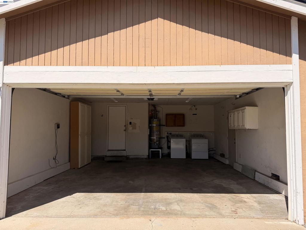 312 Robert Way Property Photo 12