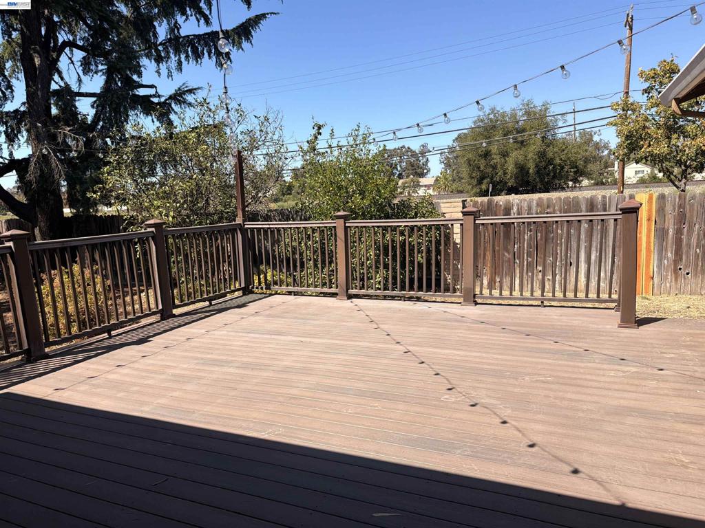 312 Robert Way Property Photo 17