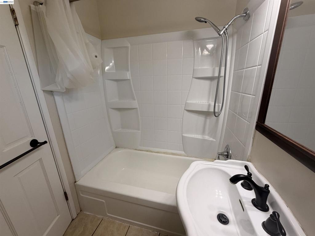 312 Robert Way Property Photo 22