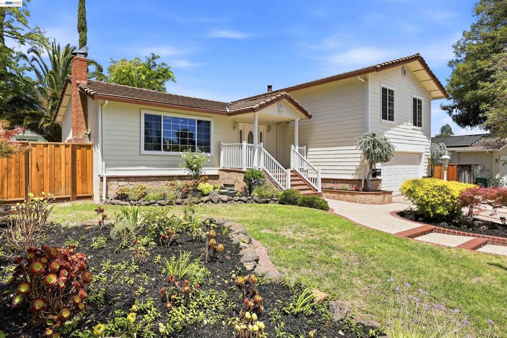 104 Scarboro Pl Property Photo 3