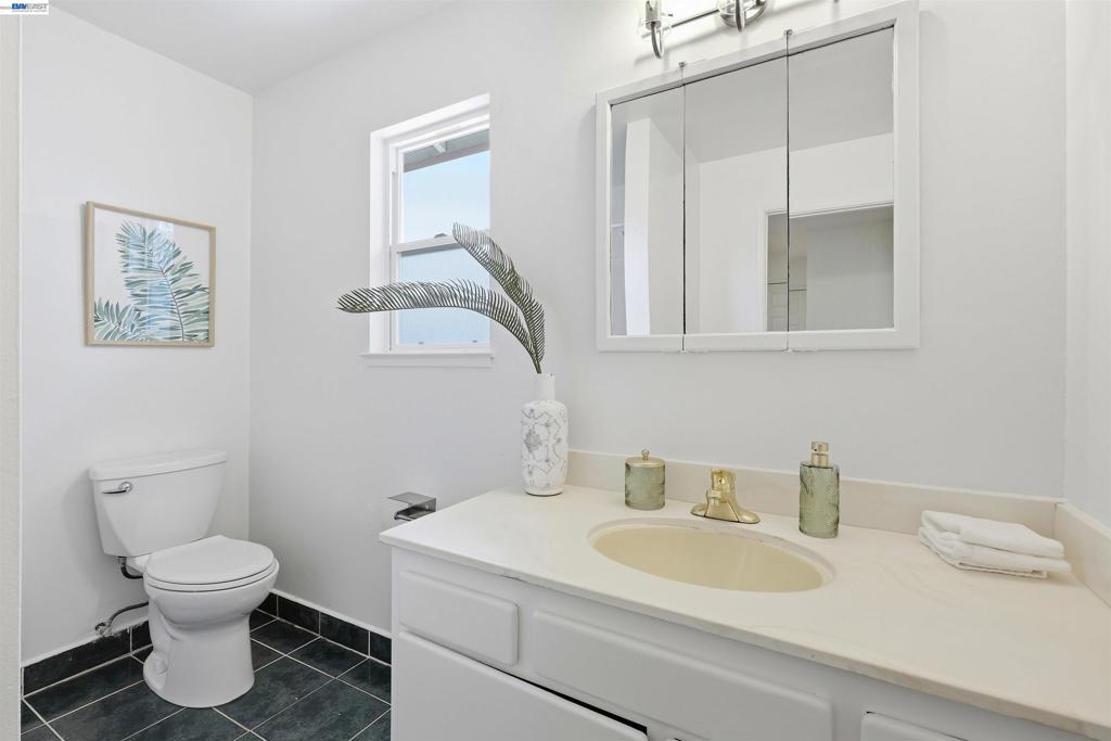 104 Scarboro Pl Property Photo 41