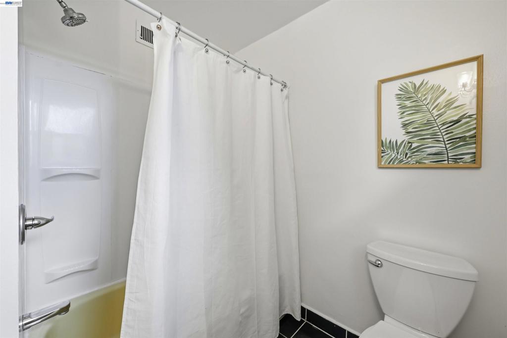 104 Scarboro Pl Property Photo 42