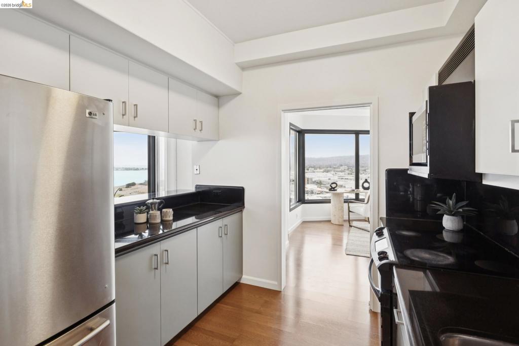 6363 Christie Avenue 2017 Property Photo 22