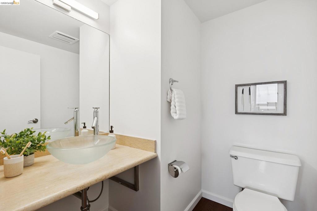 6363 Christie Avenue 2017 Property Photo 31