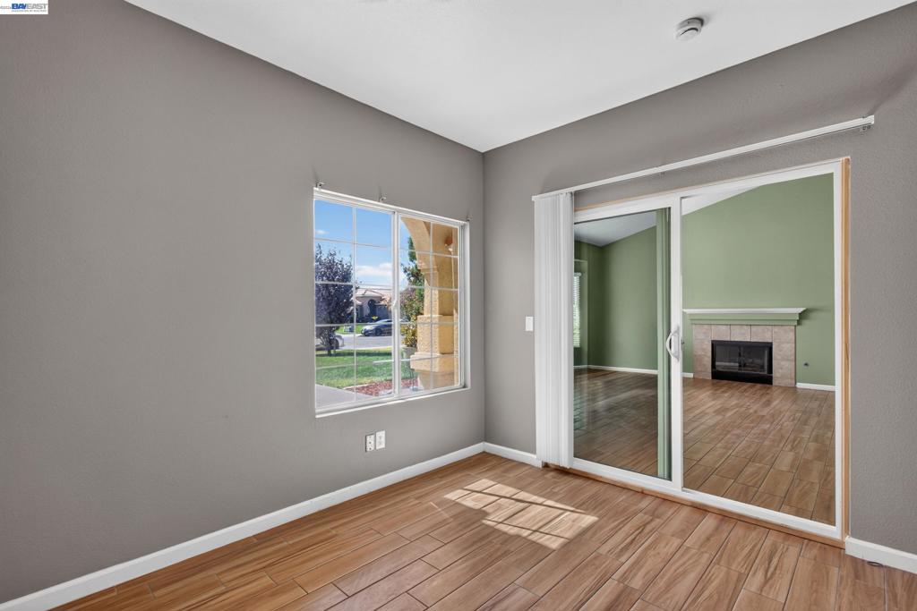 152 Chardonnay Street Property Photo 8