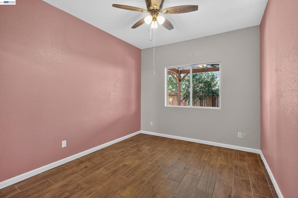 152 Chardonnay Street Property Photo 21