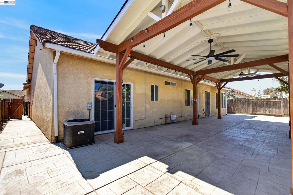 152 Chardonnay Street Property Photo 33