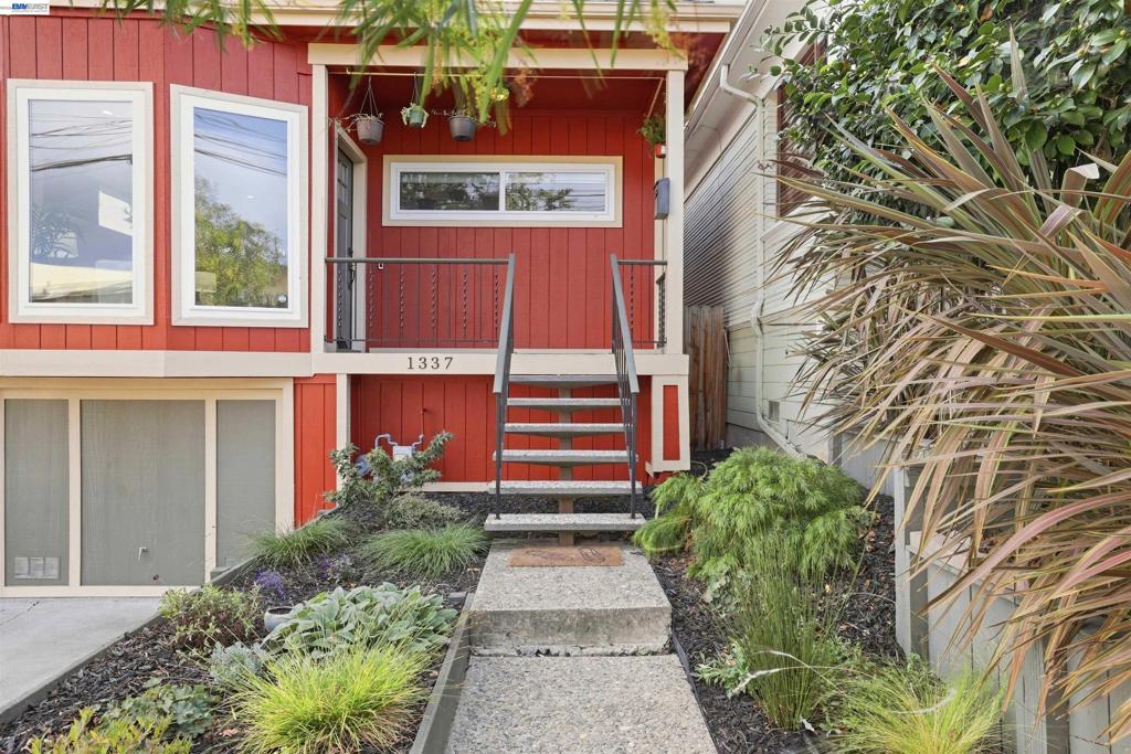 1337 Excelsior Ave. Property Photo 4