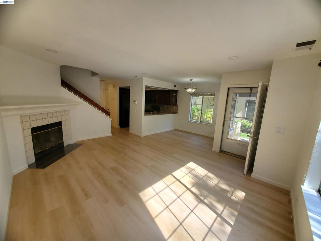 7432 Oxford Cir Property Photo 12