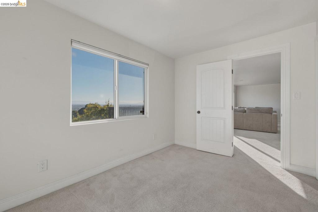 8011 Sunkist Dr Property Photo 22