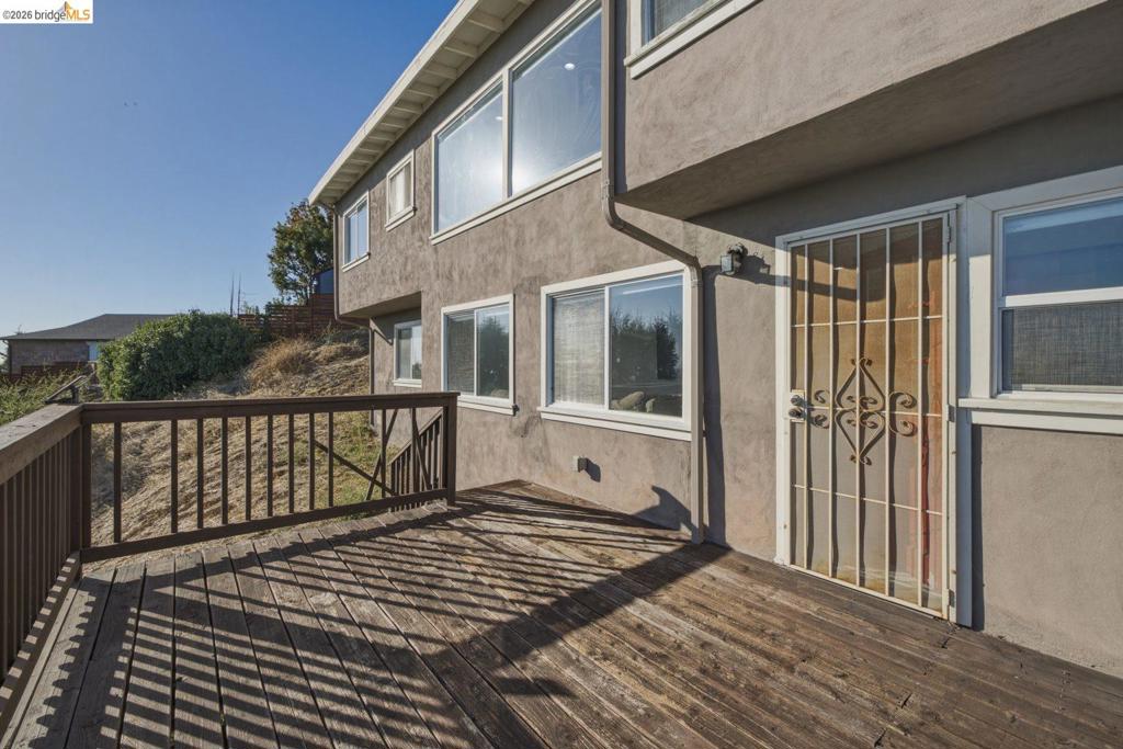 8011 Sunkist Dr Property Photo 25