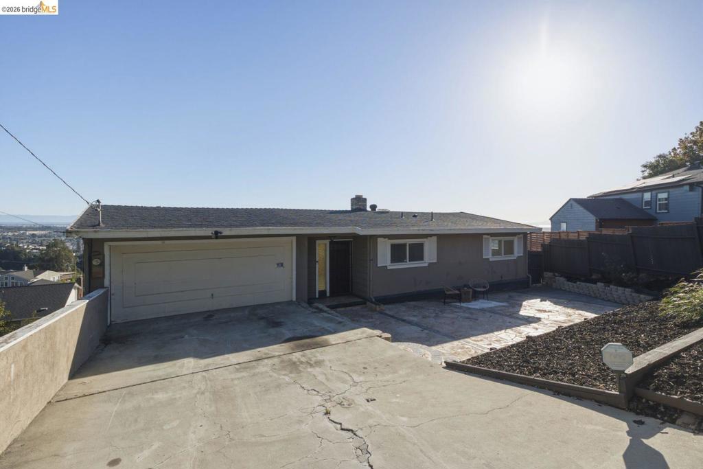8011 Sunkist Dr Property Photo 26