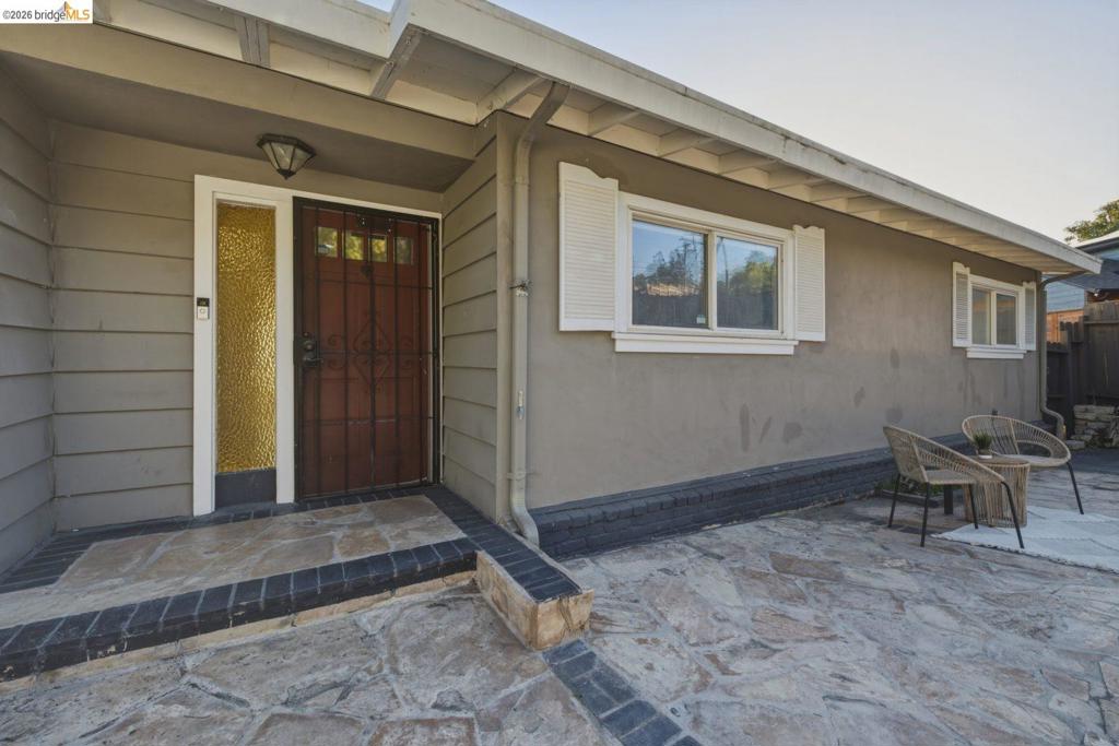 8011 Sunkist Dr Property Photo 28