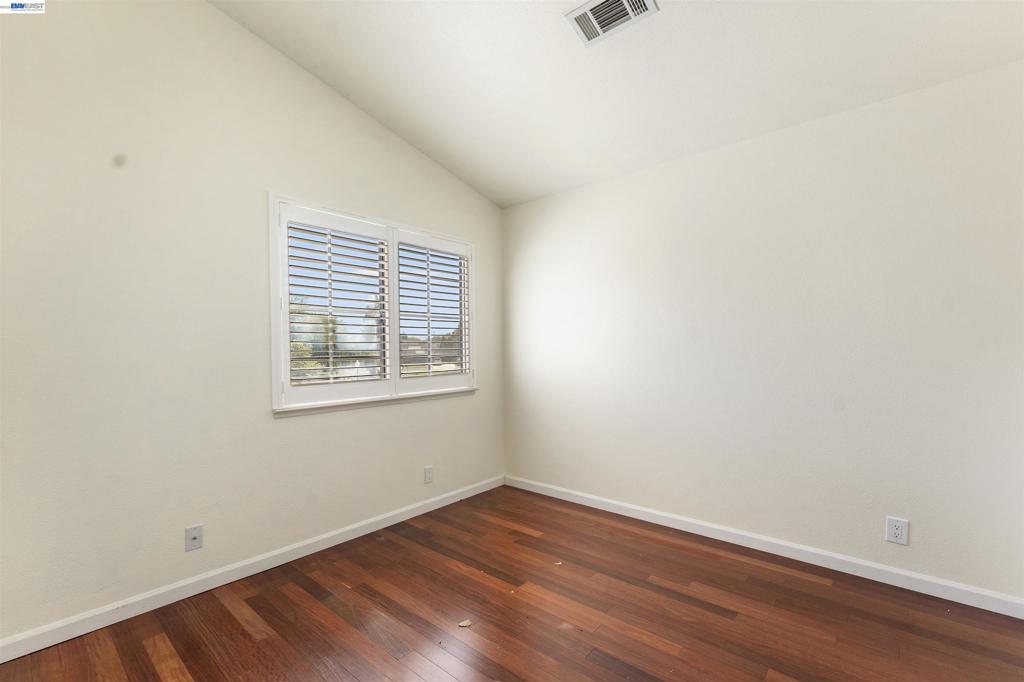 4887 Kimberley Cmn Property Photo 31