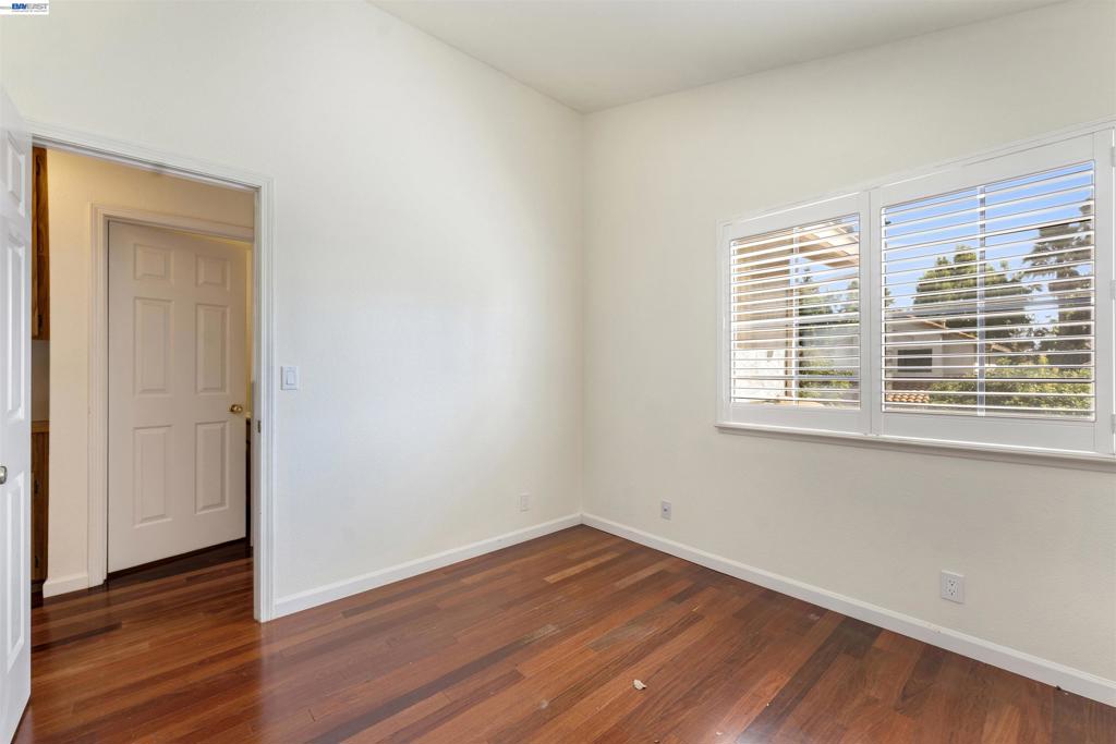4887 Kimberley Cmn Property Photo 32