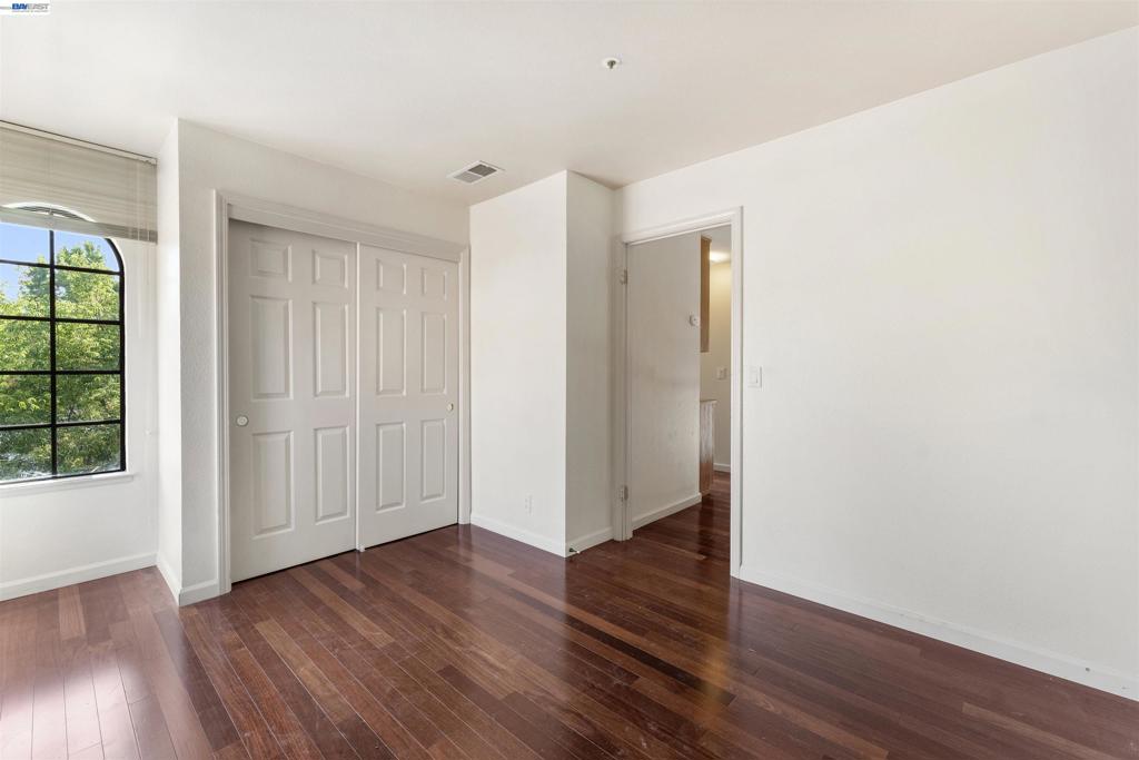 4887 Kimberley Cmn Property Photo 37