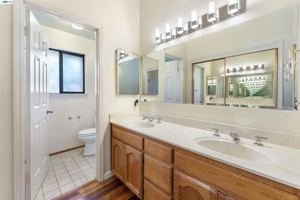 4887 Kimberley Cmn Property Photo 40