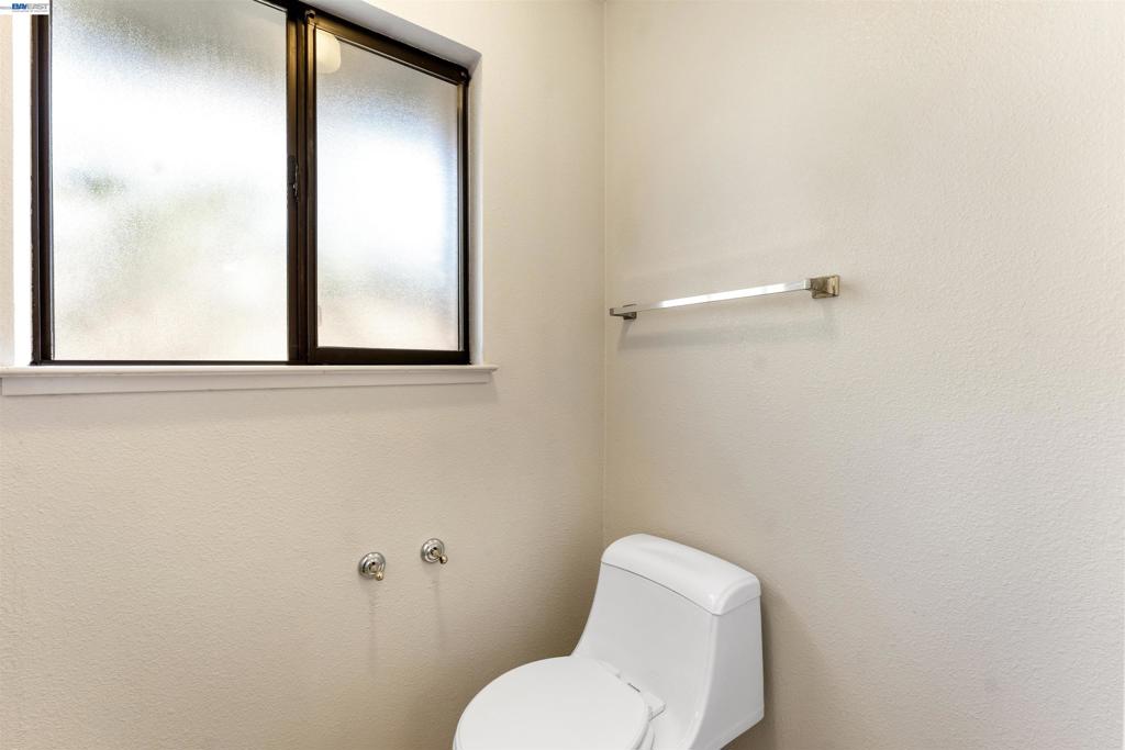 4887 Kimberley Cmn Property Photo 41