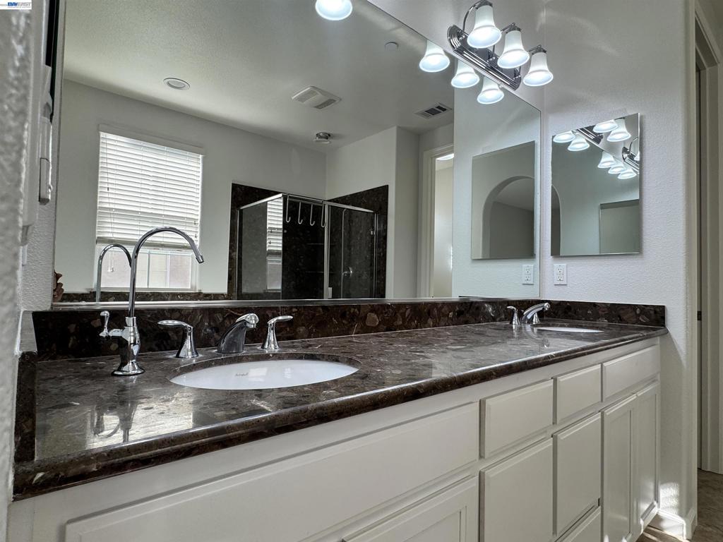 6042 W Branch Rd Property Photo 16