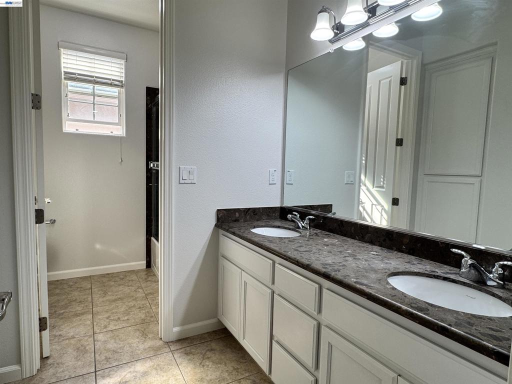 6042 W Branch Rd Property Photo 23