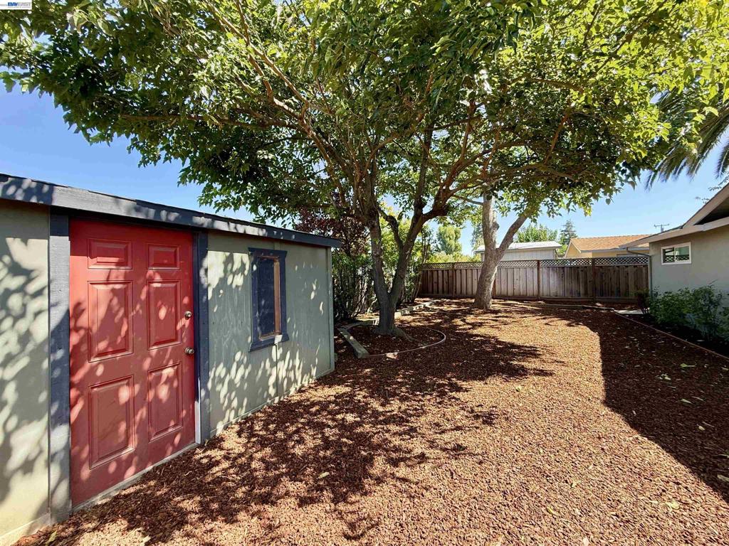 4118 Stanford Way Property Photo 40