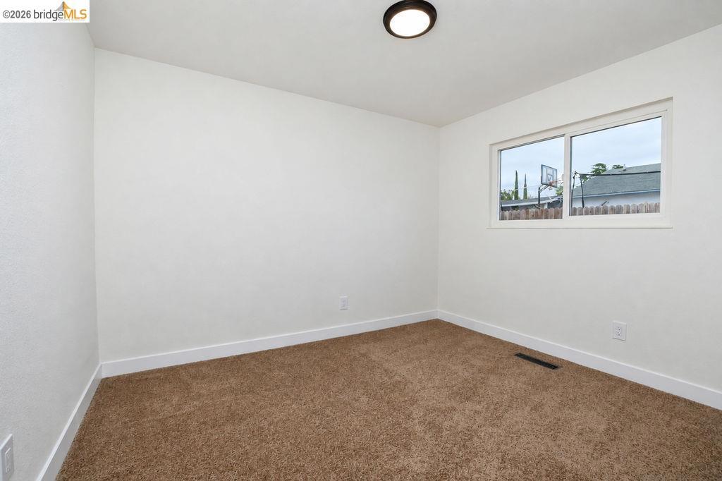 187 Atherton Ave Property Photo 17