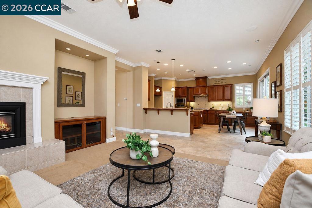 1415 Charisma Way Property Photo 11