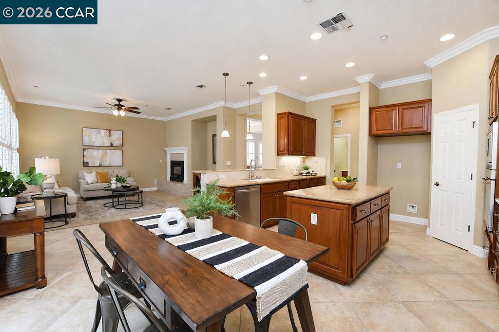 1415 Charisma Way Property Photo 14