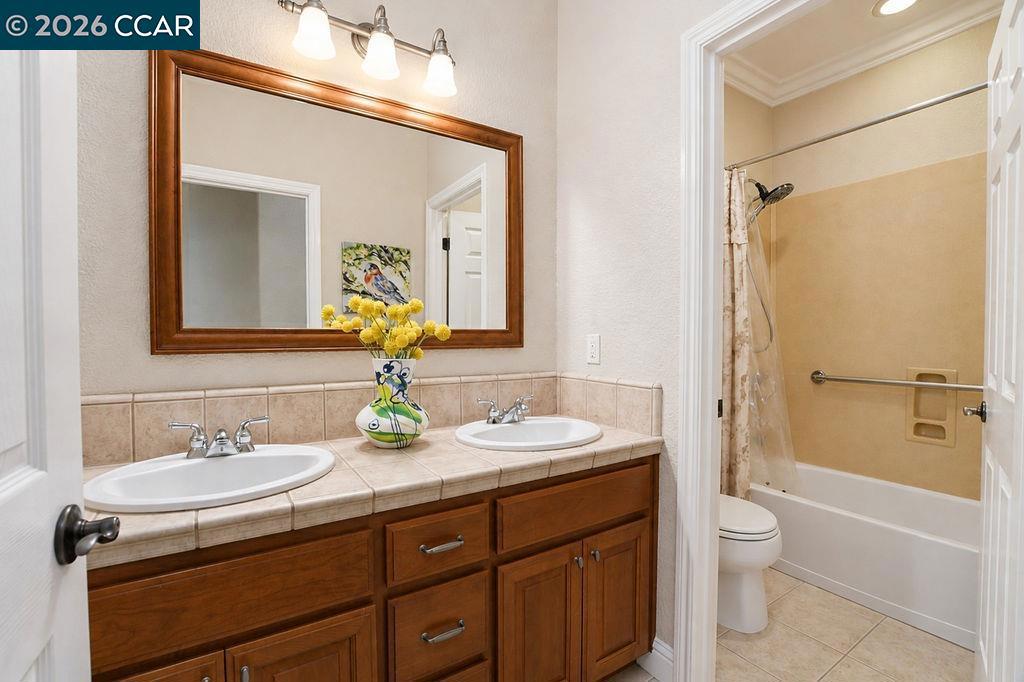 1415 Charisma Way Property Photo 25