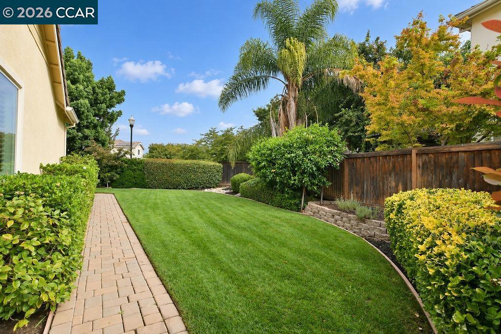 1415 Charisma Way Property Photo 31