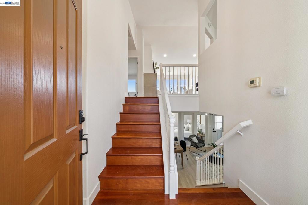 444 Chelsea Xing Property Photo 4