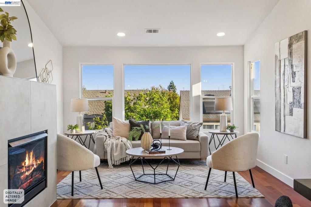 444 Chelsea Xing Property Photo 8
