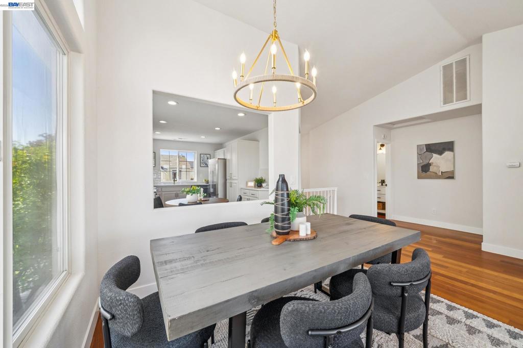 444 Chelsea Xing Property Photo 18