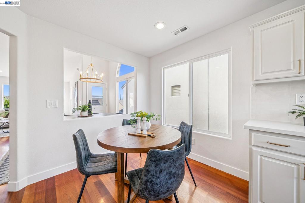444 Chelsea Xing Property Photo 21