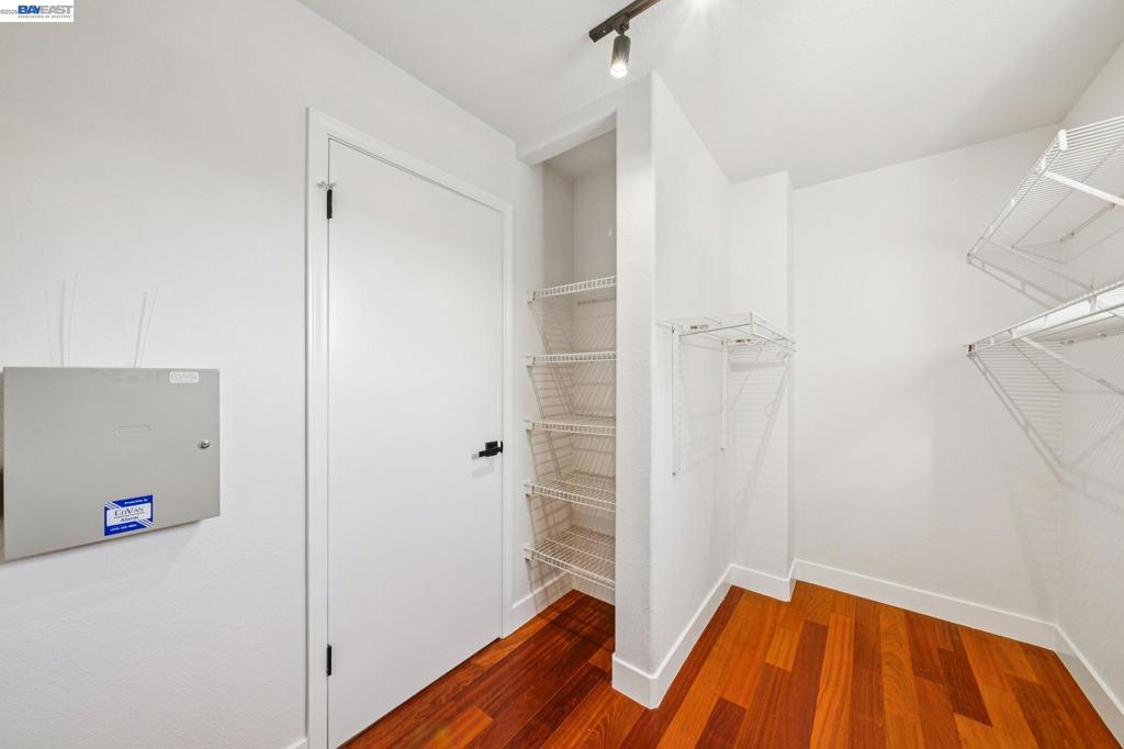 444 Chelsea Xing Property Photo 36