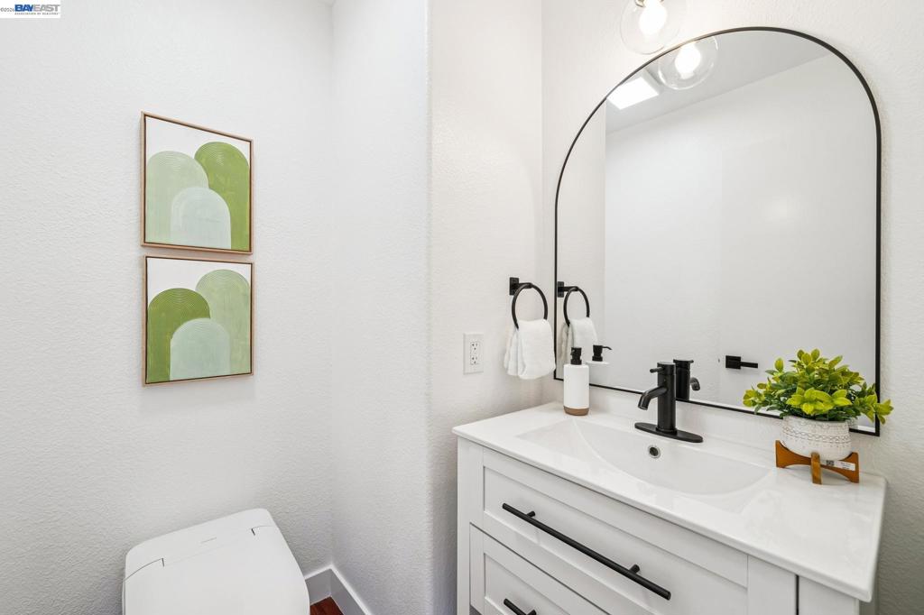 444 Chelsea Xing Property Photo 38
