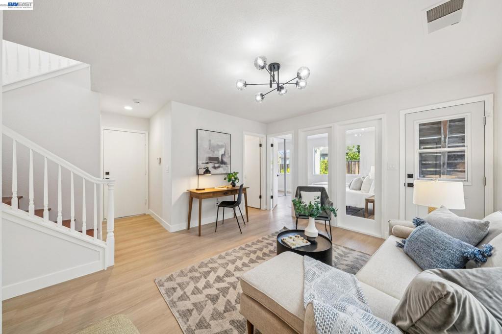 444 Chelsea Xing Property Photo 42