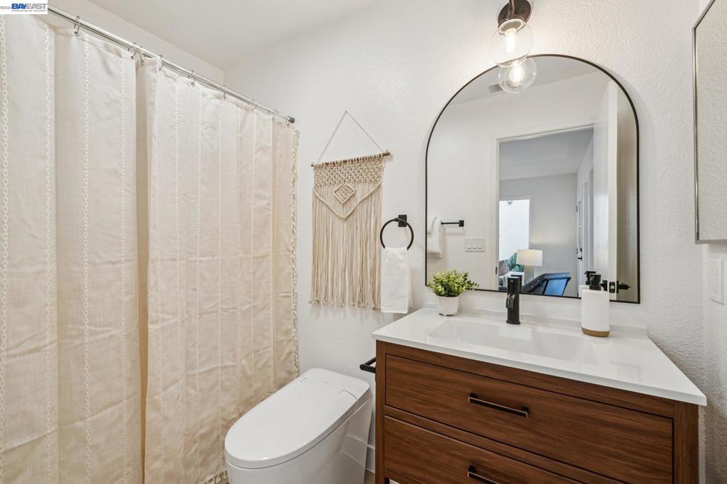 444 Chelsea Xing Property Photo 49