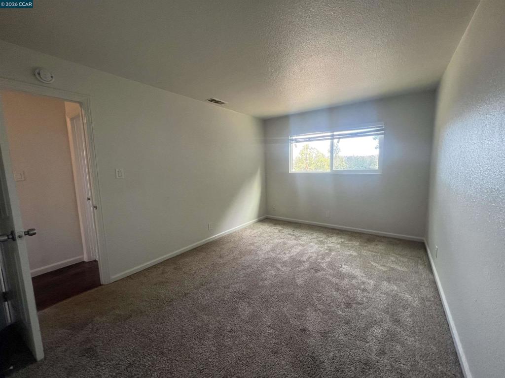 852 Sheridan St Property Photo 24