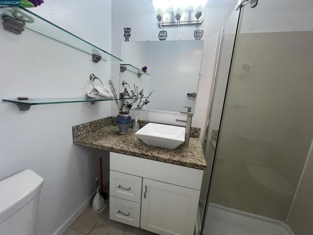 852 Sheridan St Property Photo 31