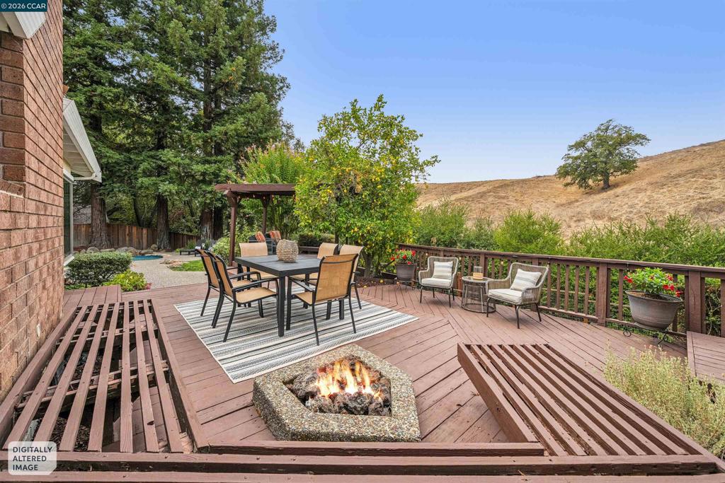 2175 Canyon Oak Ln Property Photo 71