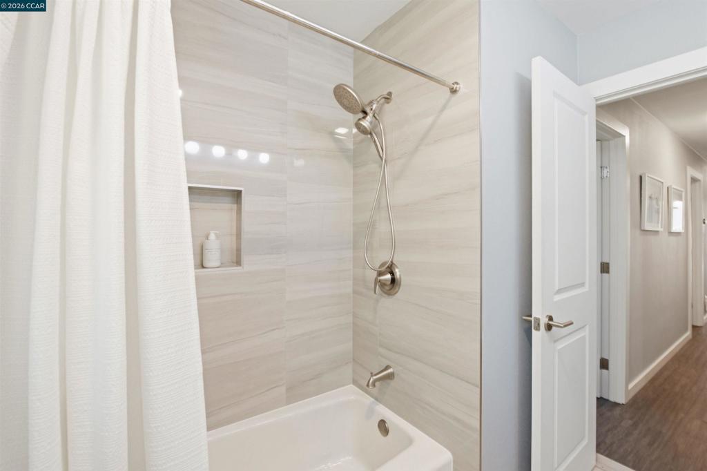 57 Lombardy Ln Property Photo 34