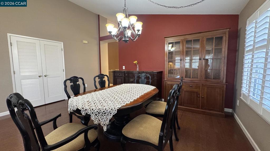 5113 Castlemaine Drive Property Photo 11