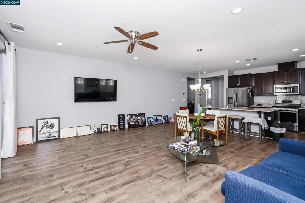 4512 Villa Del Paso Ln Property Photo 33