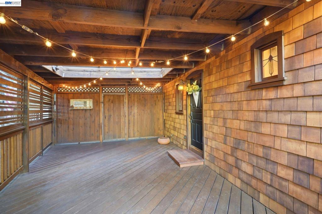 124 Cypress Dr Property Photo 4