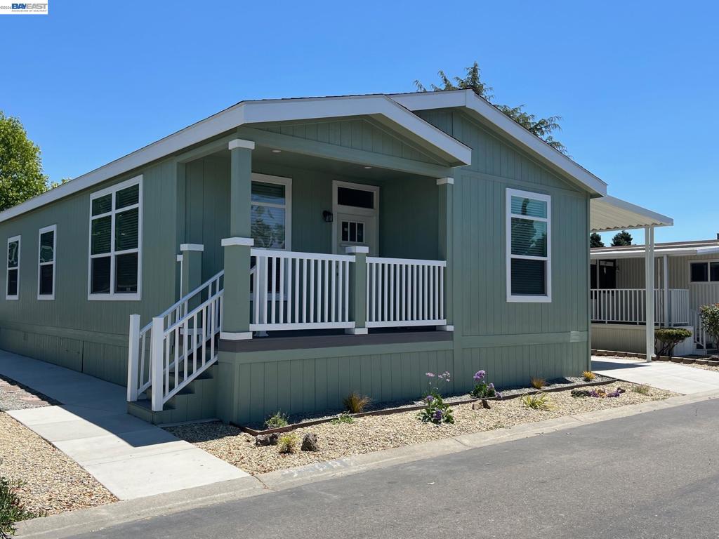 28882 Miranda St. Property Photo 1