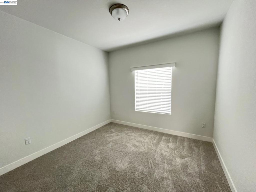 1422 Salamanca Ave #113 Property Photo 9
