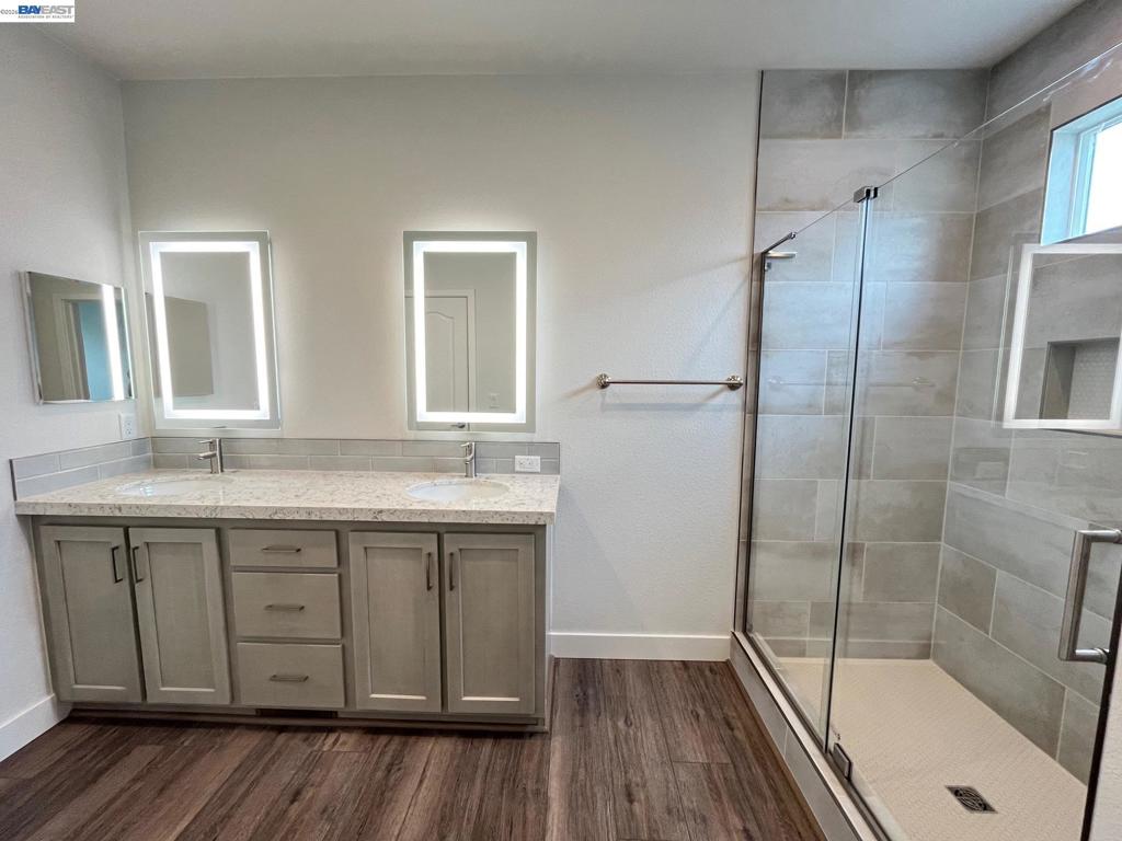 1422 Salamanca Ave #113 Property Photo 16