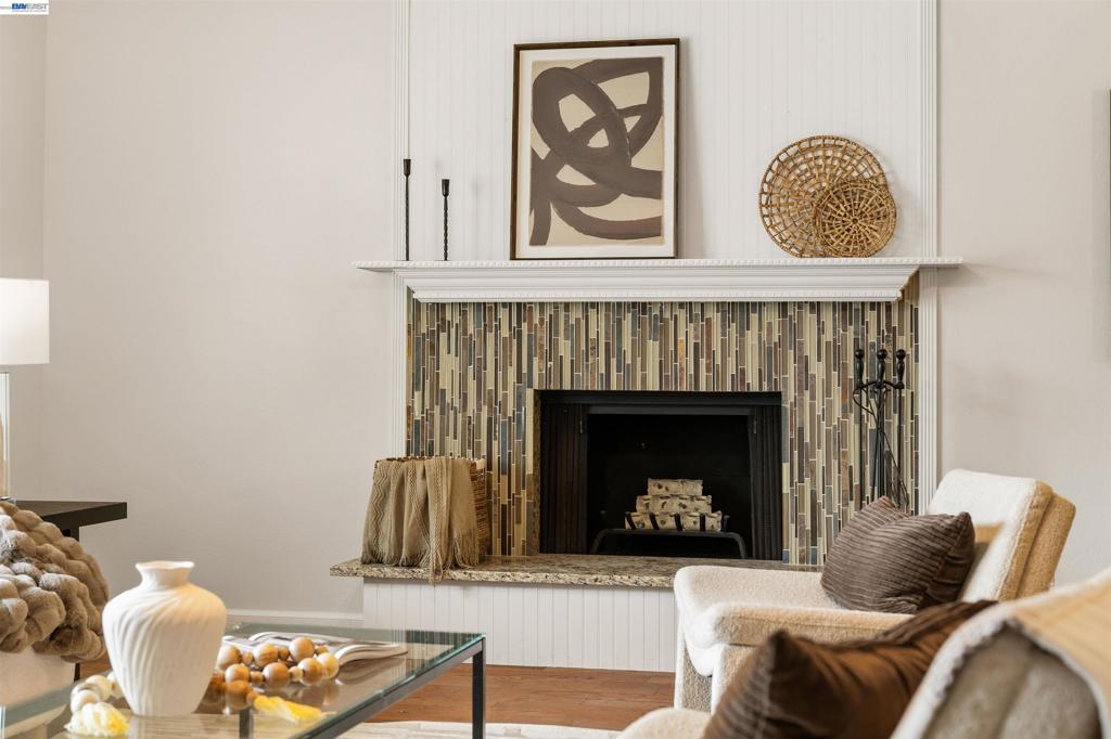 699 Fiesta Pl Property Photo 9