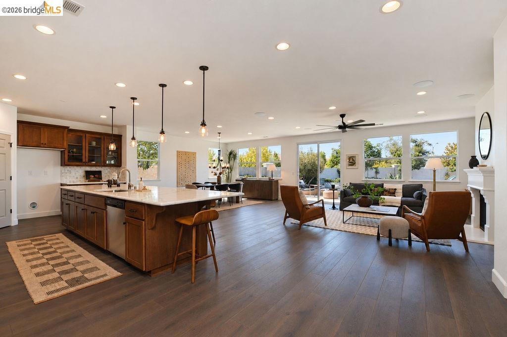 5457 Mountain Ridge Way Property Photo 3